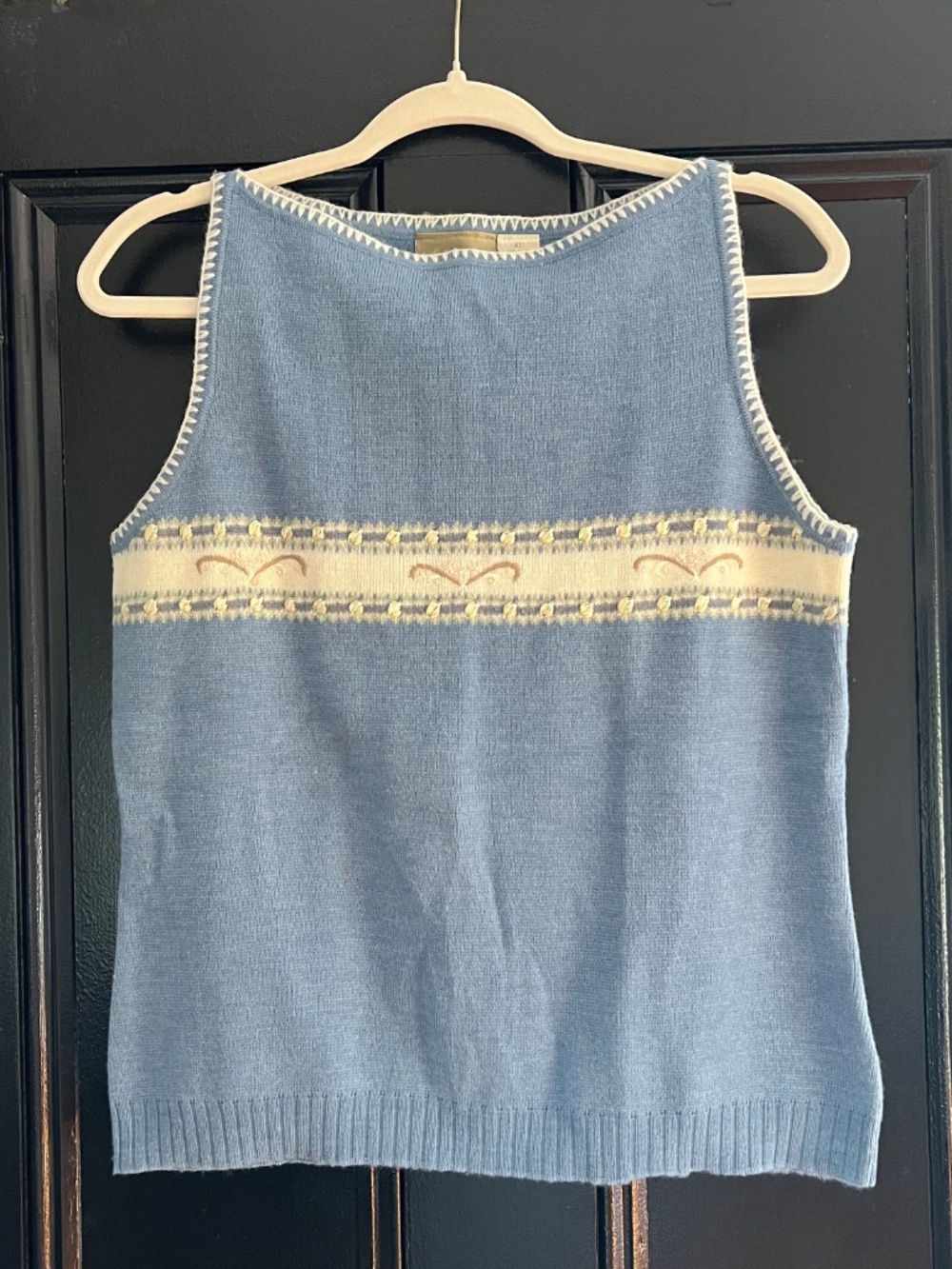 Liz Claiborne Knit Twinset with Delicate Ribbon and Embroidery Detail, XL - Picture 5 of 9